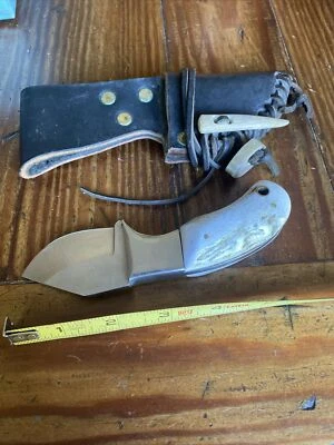 Custom Damascus Steel Skinning Hunting Knife Handmade, Stag Horn Handle (D486) - Image 1 of 4