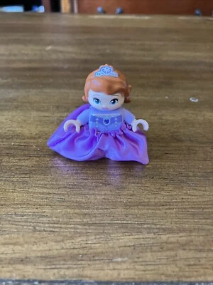 Lego Duplo Figure Kid Girl Sofia the first w/ skirt purple - Image 1 of 4