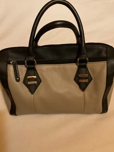 Tignanello Leder Schultertasche Geldbörse taupe mit schwarzen Griffen Neu ohne Etikett - Bild 1 von 9