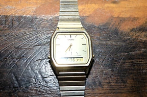Vintage Casio Men’s AQ-200G Quartz Movement Alarm Chronograph Analog Digital - Picture 1 of 10