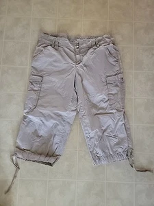 DKNY Capri Cargo Pants Beige Pockets Belt Drawstring Womens Sz 12 Y2K - Picture 1 of 3