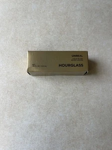 Hourglass Unreal Liquid Blush Moment - Picture 1 of 7