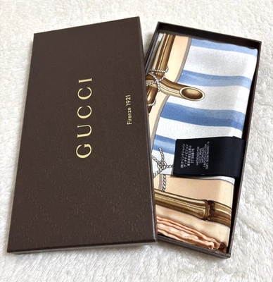 GUCCI Seda 33 pulgadas Marco Bambú Azul Beige Patrón Rayas Con Caja Italia Foto 1 de 4