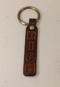 Personalized Leather Keychain, Engraving, Handcrafted "RICH" - Picture 1 of 2