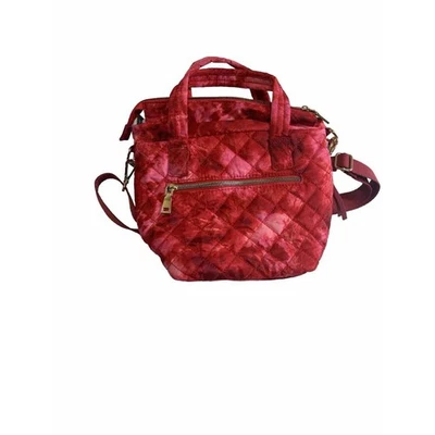 NUEVO CON ETIQUETAS INC Hobo Bolso de Mano Acolchado Para Mujer Salsa Rosa Bolsillos Bandolera Boho Hippie Foto 1 de 4