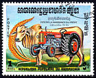 Kambodscha gestempelt Kuh Rind Tier Nutztier Traktor Trekker Landwirtschaft /165