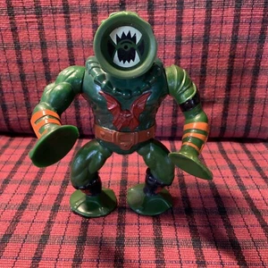 MOTU 1984 Leech Masters Of The Universe He-Man Action Figure - Picture 1 of 2