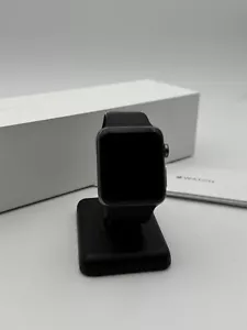 Apple Watch Series 2 42mm Coque Espace Gris Aluminium Sport Band Black - Photo 1 sur 21
