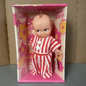 Versiegelt! 1960er Jahre Kewpie Kamee Schlafpuppe gestreifter Pyjama 6181 selten! - Bild 1 von 8