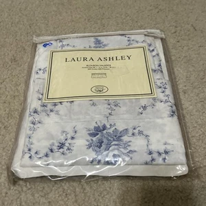 Laura Ashley Home Sophia blau & weiß Blouson Volant 86 x 15". Neu - Bild 1 von 7
