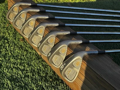 Slazenger Crown Limited Iron Set 4-PW RH 5.8 Regular Flex Steel Original Grip - Image 1 of 4