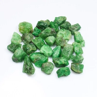 Natural Green Tsavorite Garnet Rough Lot For Cabochon Making Between 17-22 mm - Image 1 of 4