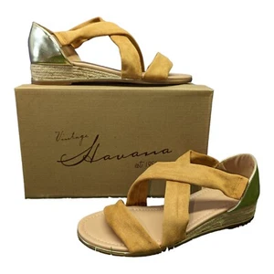 Vintage Havana Gold Suede Soft Chestnut Open Toe Sandals Women's Shoes Sz 9 - Picture 1 of 12