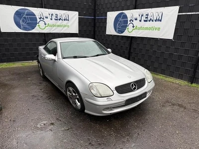 Calandre Mercedes-Benz SLK R170 A1708800485 P23965834 - Photo 1/3