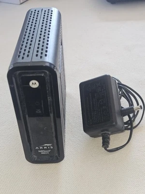 Arris Black Surfboard SBG10 DOCSIS 3.0 AC1600 Dual Band Gateway WiFi Modem - Image 1 of 4