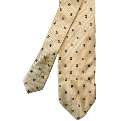 Corbata Brioni ~ Corbata ~ Amarillo Claro ~ Seda y Lino Foto 1 de 4