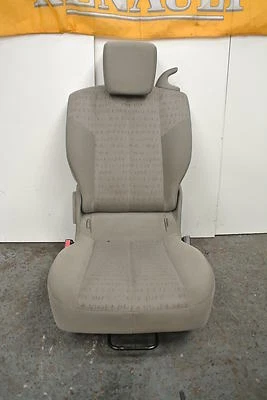 RENAULT SCENIC MK2 2003-2008 PASSENGER SIDE REAR SEAT LIGHT GREY PRIVELIDGE - Image 1 of 4
