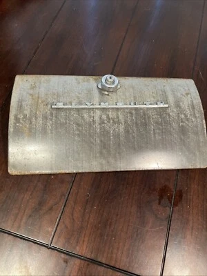 Puerta guantera Plymouth 1951/1952 Foto 1 de 4