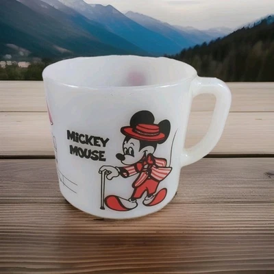 Taza de vidrio de leche blanca vintage Anchor Hocking Walt Disney Mickey and Minnie Mouse Foto 1 de 4