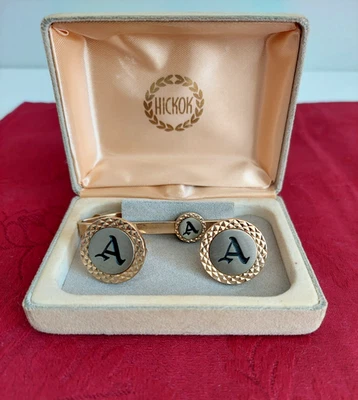 Vintage Hickok U.S.A. Monogram A Initial Gold Tone Cufflinks Tie Clip - Image 1 of 4
