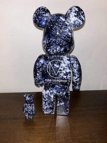 MEDICOM Bearbrick Mika Ninagawa 100% + 400% Figure Set Cover