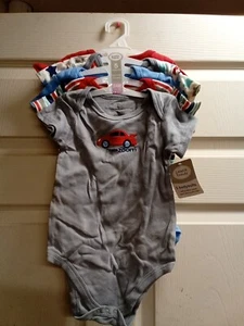 LOVABLE FRIENDS Set of 5  Bodysuits – sz 18_24 Months NWT - Picture 1 of 7