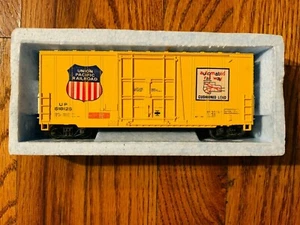 Bachmann HO Scale 41’ Hi-Cube Box Car-Smooth Union Pacific Excellent Condition - Picture 1 of 9