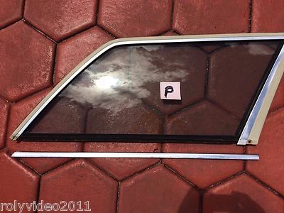 Cristal esquinero pasajero trasero mercedes-benz w123 para vagón 300td Foto 1 de 2