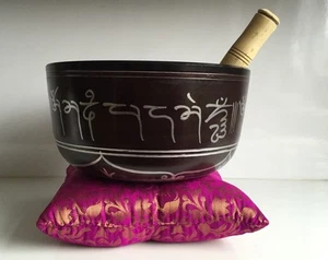 Tazón y cojín tibetano muy grande de 9"" yoga/meditación/gong - Imagen 1 de 5