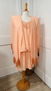 Night Moods Samantha vintage nuovo con etichette USA 14W rosa abito con frange + set giacca. anni 80 - Foto 1 di 11