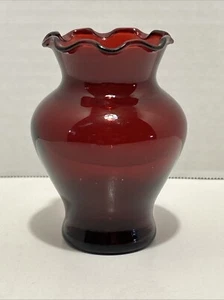 Vintage Anchor Hocking Royal rubinrot geraffter Rand Knospenvase 4” hoch 3” quer - Bild 1 von 3