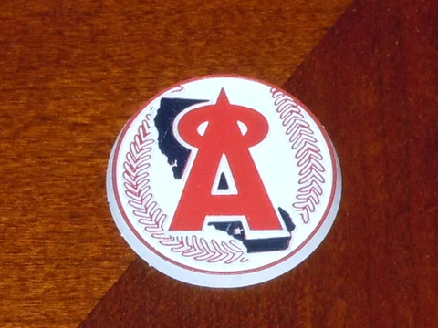CALIFORNIA ANGELS Vintage Old MLB RUBBER Baseball FRIDGE MAGNET Standings Board Cover