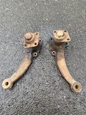 BMW E10 2002 2002tii usado brazos de dirección brazos de control delanteros izquierdo derecho Foto 1 de 4