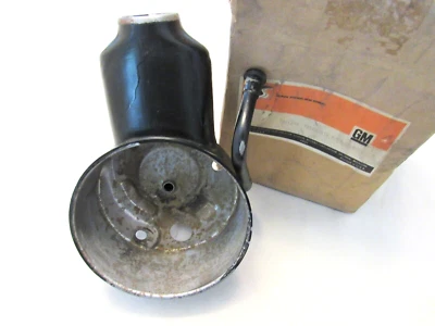 Nuevo de Lote Antiguo 1971-1972 Buick Skylark LeSabre GS V8 Depósito de Dirección Asistida GM 7811266 Foto 1 de 4