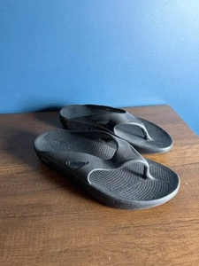 Oofos Original Recovery Zehenstegsandalen Flip Flops Riemen schwarz Herren Größe 10 W 12 - Bild 1 von 6