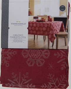 Christmas Threshold Red Jacquard with Snowflakes 60x120 Oblong Tablecloth NWT - Picture 1 of 1