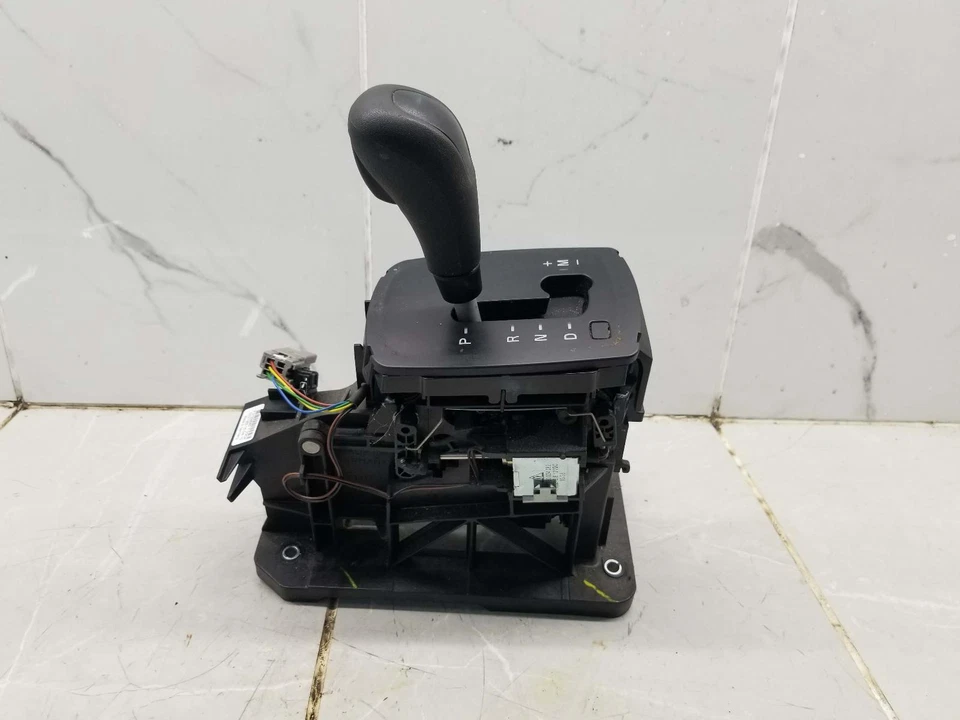 2011 VOLVO V50 CÂMBIO DE TRANSMISSÃO AUTOMÁTICO #004616 - Imagem 1 de 3