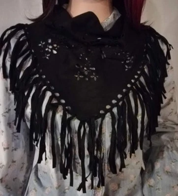 Bufanda Madden con flecos corte láser Foto 1 de 2