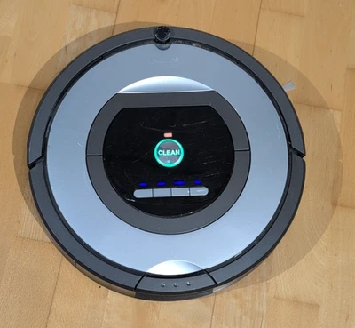 Staubsaugroboter iRobot Roomba 772e mit großem Zubehörpaket - Bild 1 von 4