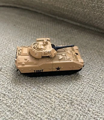 Vintage Matchbox Bradley M2 Fighting Vehicle 1:98 scale made 1997 T-0927 - Image 1 of 4