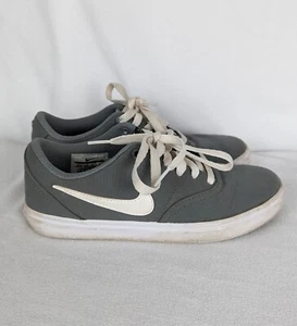 Nike SB Check Solar Canvas Gray Athletic Skate Shoes Womens Size 6.5 - Picture 1 of 12