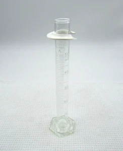 Pyrex 3062 Graduated Cylinder 50 mL Chemistry Lab Glassware - Picture 1 of 8