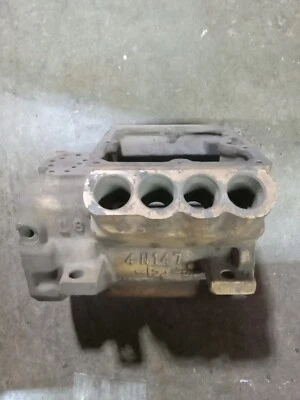 Bomba de combustível para motor diesel Caterpillar 3208N V8 peça OEM # 4N147 SOMENTE estojo - Imagem 1 de 3