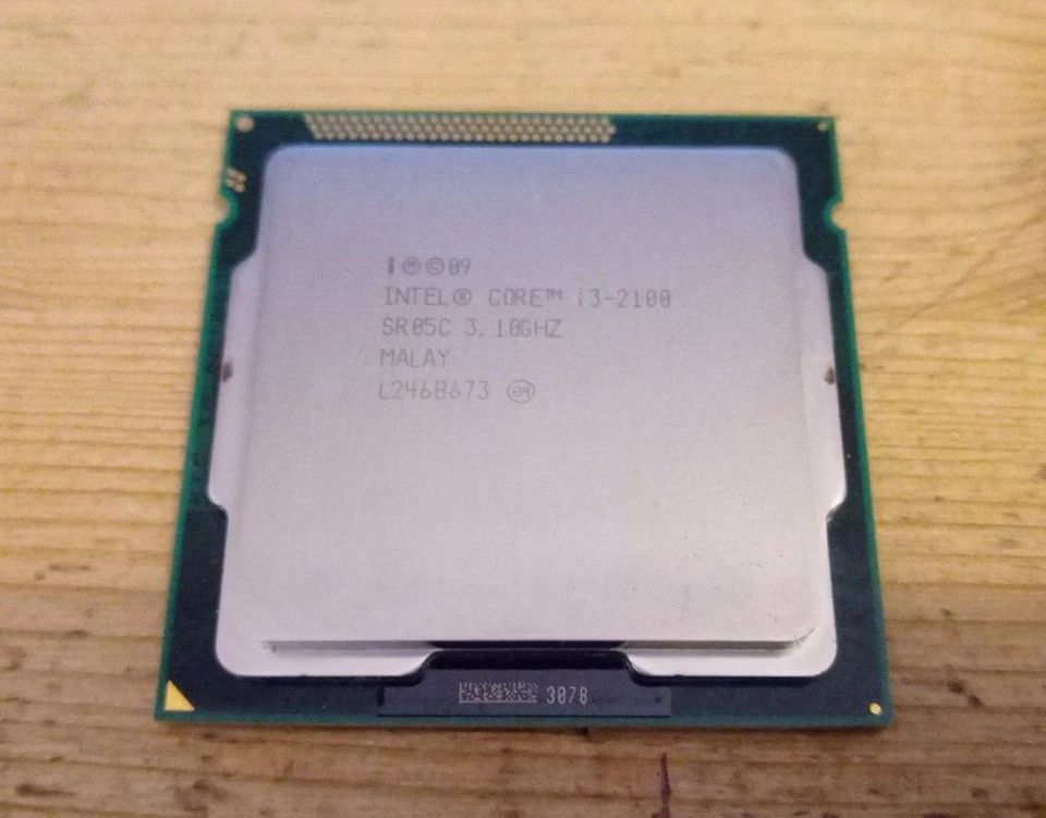 Processeur Intel Core i3 2100 3.1GHz / 3Mo / Socket LGA1155 / SR05C - Photo 1/1