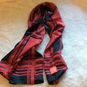 Oscar Del La Renta Silk Scarf - Picture 1 of 5
