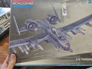 NIB A-10 THUNDERBOLT II Sealed Jet Airplane Model Kit 1/48 Scale Monogram - Picture 1 of 2