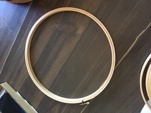 Stickrahmen 10 1/2" - verstellbar SUPER SCHARFER ARTIKEL - - Bild 1 von 2