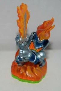 SKYLANDERS CHARACTERS - IGNITOR - Picture 1 of 5