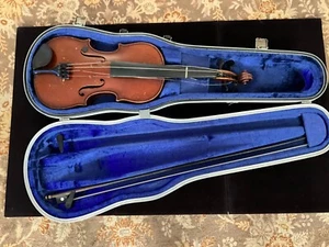 Copy Of Antonius Stradivarius Violin & Bow, Made In Germany - Case - Picture 1 of 17