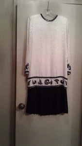 VINTAGE 1920'S STYLE BEADED CREAM/BLACK SILK DRESS;  A.J. BARI; SIZE 8    SALE!! - Picture 1 of 3